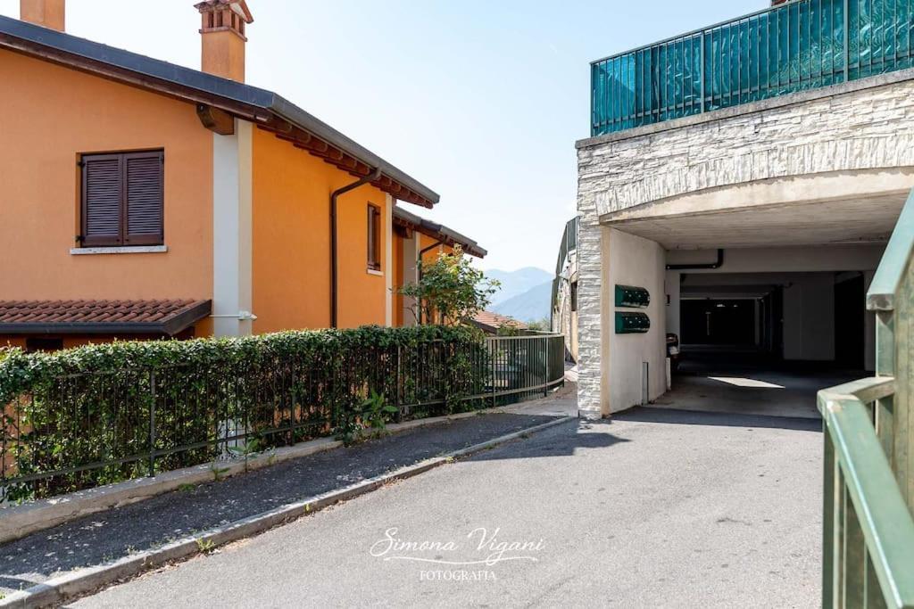 Il Giardino Di Laura Apartment Costa Volpino Ngoại thất bức ảnh